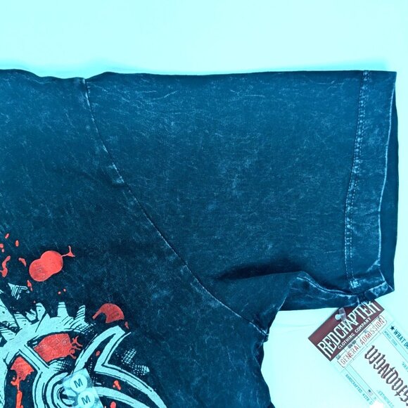 NWT Red Chapter “What Doesn’t Kill Me Makes Me Stronger” Graphic Tee Men’s M - Picture 8 of 10